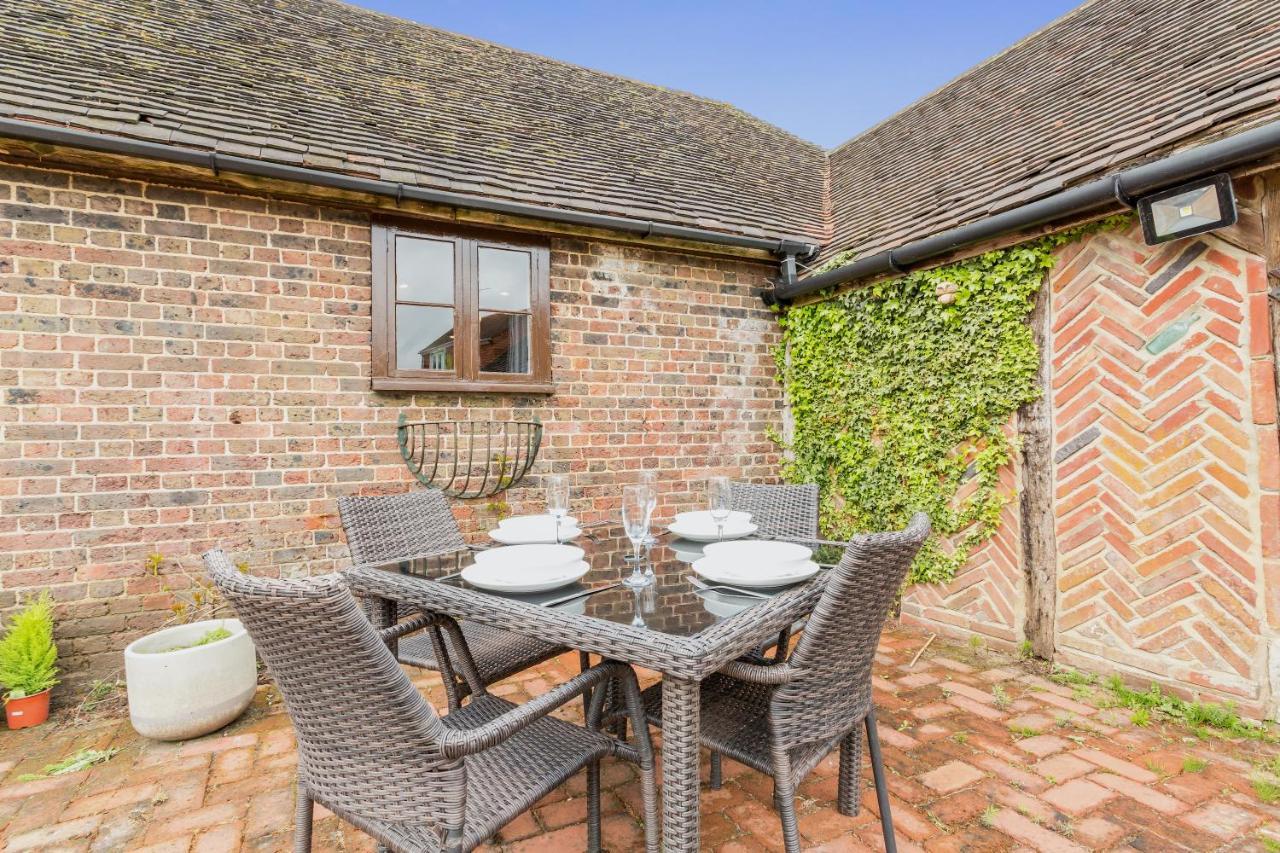 Holiday home Dyke Farm Barn Near By Huluki Sussex *